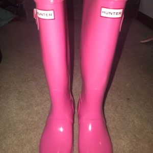 Pink hunter rain boots